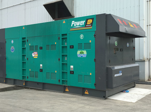 武汉自己动手更换空气滤清器需要哪些工具和材料？